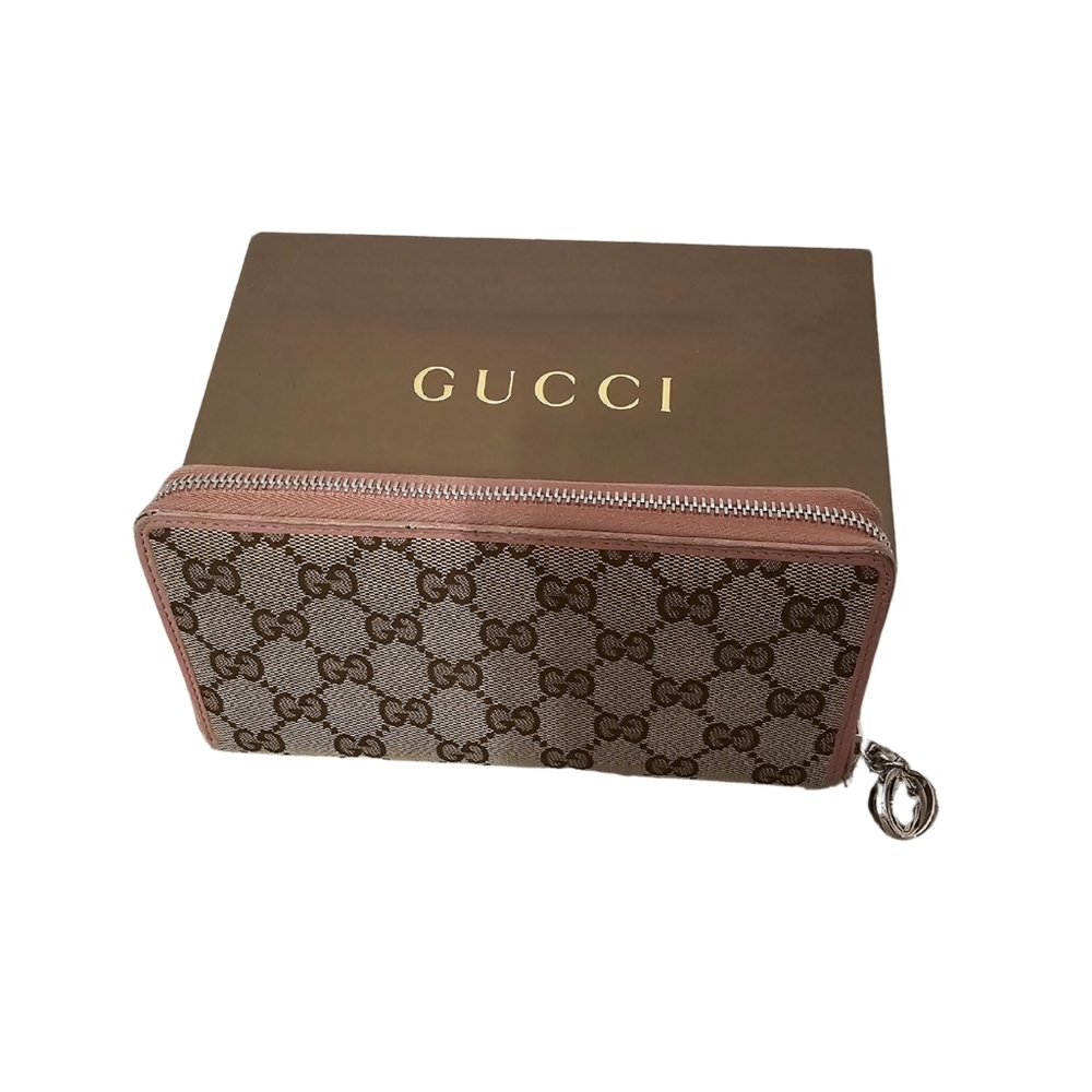 Gucci Zip Around purse